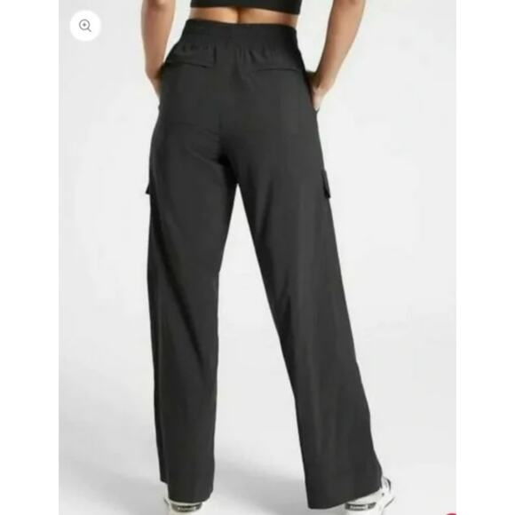 Athleta Chelsea Wide Leg Pant Black Women's Size 8 Utility Cargo Lounge - Picture 4 of 12